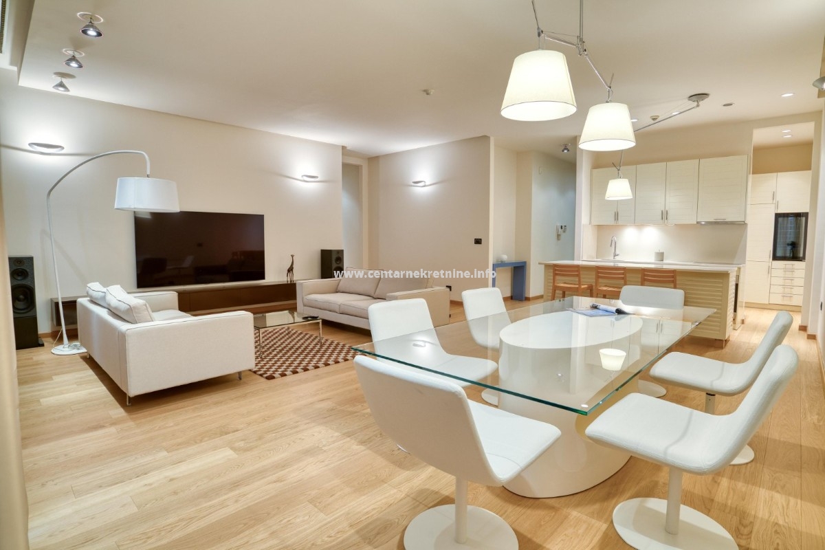 Izdavanje, lux dvosoban stan 120m2, Preko Morače, Podgorica